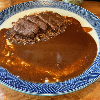 辛口カレーの嵯峨_0