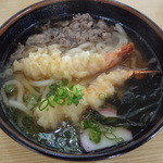 Kurumaido - ダブル海老天、肉うどん　750円