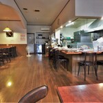 プチレストラン 吉亭 - 店内
