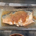 Teuchi Udon Teishoku Sarari - 魚屋さんが選んだお魚定食 ¥980 の鯖のみぞれ煮