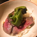 温石 - 二膳目のご飯。ランプ肉の炙りです