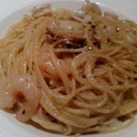 Osteria UVA RARA 横浜 - ホタテとエビのぺぺロンチーノ