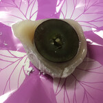 一心堂 - 「ぶどう大福」
      甘酸っぱくて瑞々しい！