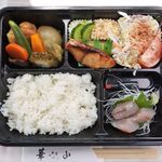 華山 - 昼のお弁当 1,080円（崋山）