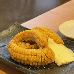 Houshou - トウモロコシ揚げ
                        砂糖がふってあり、バターと合わせて美味しい
                        ⭐️⭐️⭐️⭐️
                        