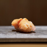 鮨ひばり - 赤貝