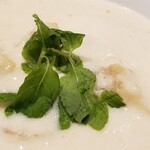 麺屋 六感堂 - 冷製 帆立と白桃のエスプーマ