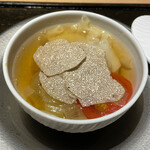 眞善美 - トリュフ入りワンタンと夏野菜のスープ～冬瓜、トマト、小柱、金華ハム、ペコロス