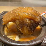 眞善美 - フカヒレ気仙沼産モウカザメと松茸の土鍋煮込みと炒飯