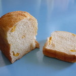 hatake 4968-12 - コーンパン断面