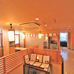 おたる栄六 - 店にはいったらこんな感じです。