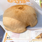 とみたメロンハウス - 【2021年07月】赤肉メロンパン＠270円。