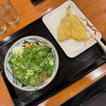 丸亀製麺 - 豚キムチぶっかけ[並] 690円
            アジ 160円