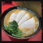 横浜ラーメン 真砂家 - チャーシューメン　950円