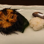 和食処 大ばん - ガゼウニ(シャリ玉添え)