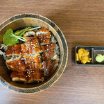 山内農場 - うなぎのひつまぶし風