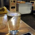 屋台安兵衛 - 「日本酒（菊水）」（500円）の燗酒