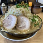 ラーメン 吟とん - 新吟二郎 全増し、850円