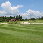 ロペ倶楽部 テラスレストラン - 18番からテラスレストランを望む