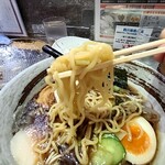 西山屋 - 麺リフト