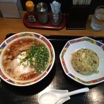 中村家 伊勢丘店 - 尾道ラーメンとチャーハンのセット