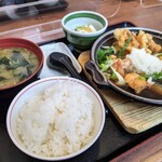 街かど屋 - 鶏竜田おふくろ煮定食