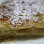 ラ・パティスリー・デ・レーヴ - デ・レーヴのショーソンポム