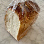 オ・プティ・フリアンディーズ - 料理写真:山型食パン（1斤）