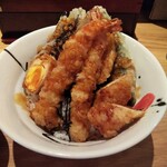 天寅 - 天寅丼。衣カチカチ。ネタ生臭い。