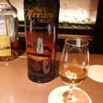 BAR Too - スコッチ「アランモルド」デビルズパンチボウル。度数52％ながら、正統派の香りで飲みやすい