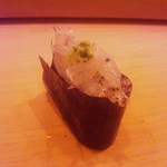 鮨 行天 - 白魚　繊細に仕上げています