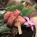 炭焼肉 石田屋。 - 