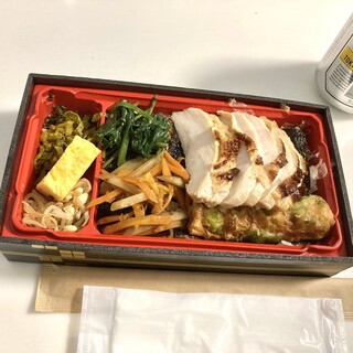 中初 お弁当は850円から コロッケなど揚げ物は180円から M2 0 By レリーガガ まことキッチン 中野坂上 弁当 食べログ