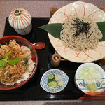 諏訪屋 - 桜海老天丼とざる蕎麦　1670円です