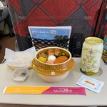 Toge no Kamameshi Honpo Ogino-ya Karuizawa Eki Uriten Shinano Kamameshi Uriten - 