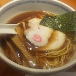 たけちゃんにぼしらーめん - 醤油ラーメン並