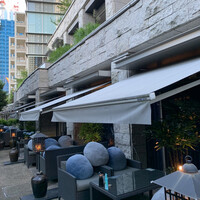 華都飯店 - この箱ものサイズで、○○宣言だから、営業止めてといわれてら、家賃で調整しないとお店潰れてしまいます。どこかの場末な呑み屋は、補償金欲しくて嬉々として休んでますけどね