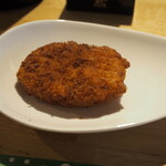 うどん屋 椀白 - コロッケ