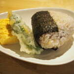 うどん屋 椀白 - おにぎり（たこ飯＆出汁巻き玉子）