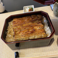 天然うなぎ しま村 - うな重特上ご開帳。