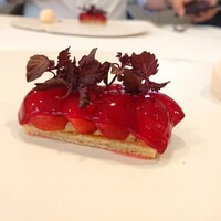 Installation Table ENSO L'asymetrie du calme - 