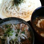 Kurobutaya - 肉つけうどんとミニ黒ぶた丼定食