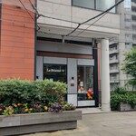 La Brianza - 台風接近中につき風が強かったですね。でも雨には降られず、助かりました〜