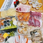 Tsukiji FishBurger MASA - 四人前ですが五人で食べてお腹いっぱいに！