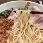 Tsukumo - 豚だし醤油の麺は細麺