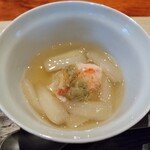 草庵 鍋島 - 毛蟹と白芋茎の餡仕立て