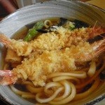 やまが - 有頭海老で・・・（大海老天ぷらうどん）