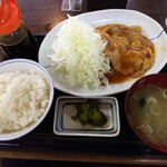 境関温泉 - 生姜焼き定食　890円