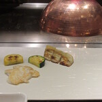 SAKURA - 自然薯をおろしたもの、ズッキーニの黄と緑、白茄子