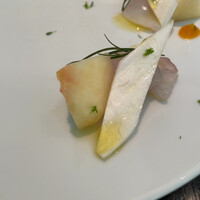 ラ・ボンヌターブル - 